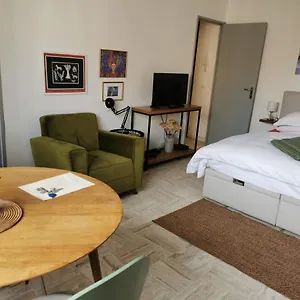  Appartamento Studio Calme Et Très Lumineux, Au Pied De Notre Dame De La Garde