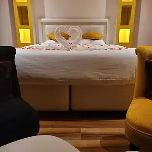 Celyna Avec Jacuzzi Privatif , Lyon France