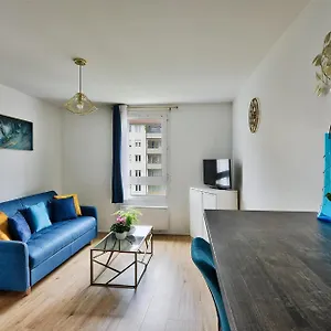 Monplaisir, Beau Neuf Avec Parking, Classement 2 étoiles , Lyon France