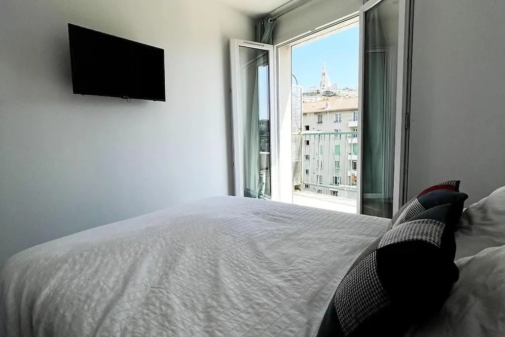 Pepite Pied A Terre Plein Coeur D Endoume contacts