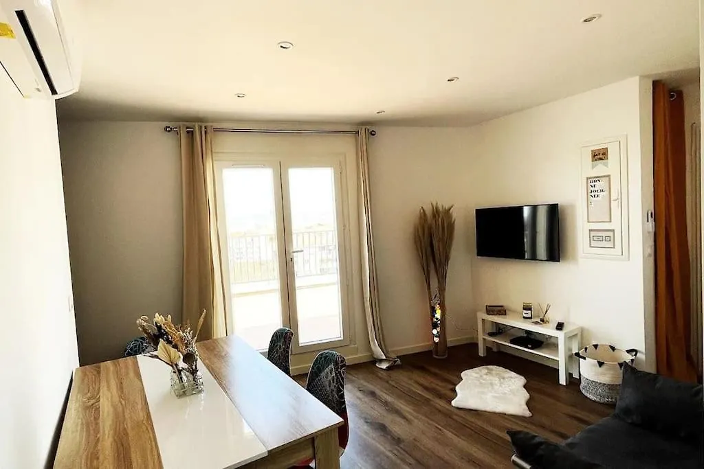 Pepite Pied A Terre Plein Coeur D Endoume Apartment Marseille France
